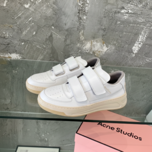 28117ea3 2550 4241 ac37 d01d7d6ae194.png