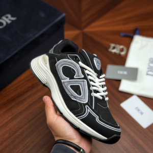 7b7891ec eb16 41bf 9237 c4bf48ea9fd7.png