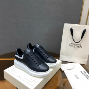 e9c10938 70d3 492b 9eb3 275a0757d777.png